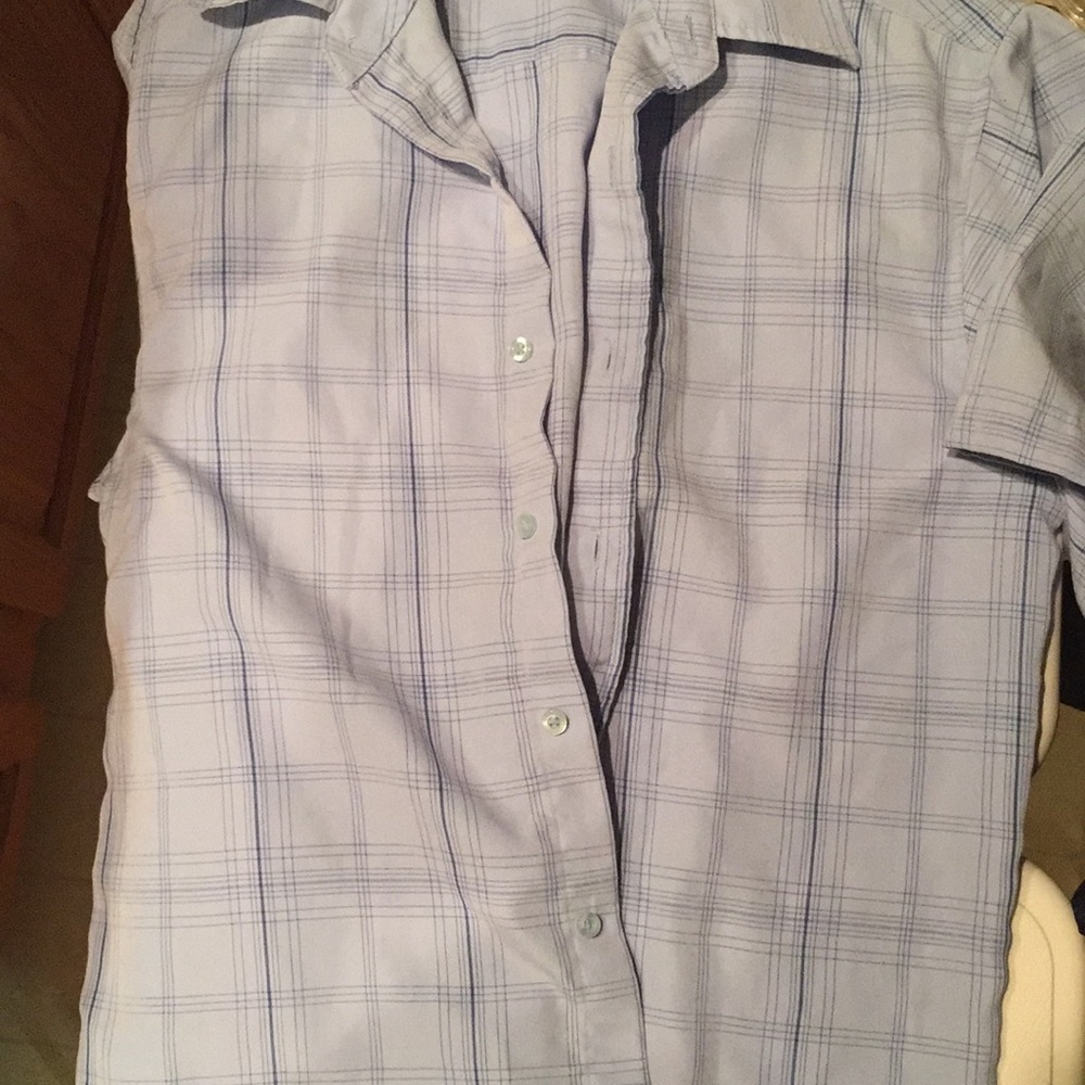size 14-16 boy’s short sleeve shirt